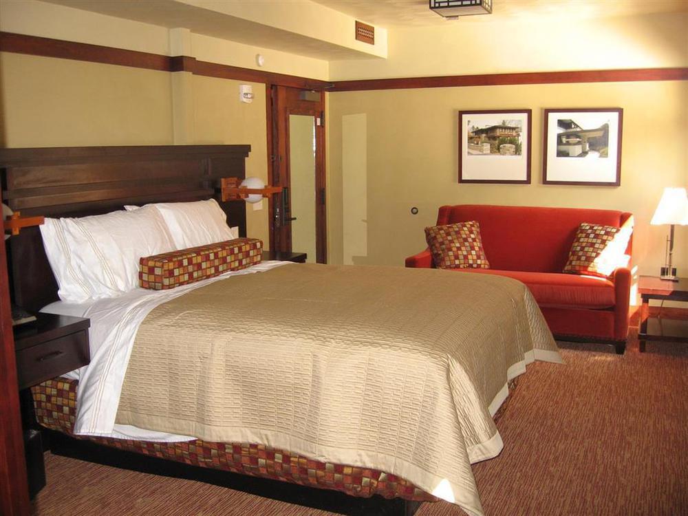 The Historic Park Inn Hotel Mason City Room photo