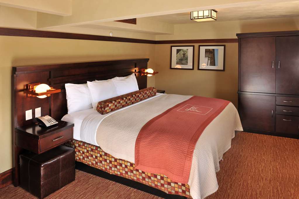 The Historic Park Inn Hotel Mason City Room photo