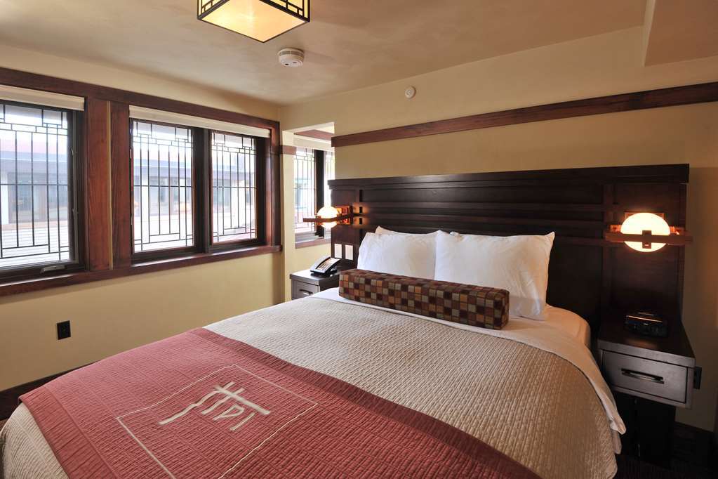The Historic Park Inn Hotel Mason City Room photo